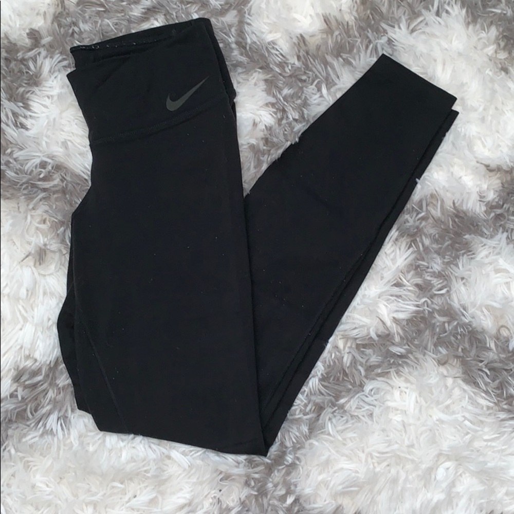 Black Skinny Nike Leggings